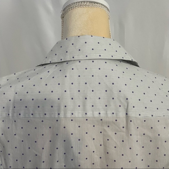 Express long sleeve button down blouse. Gray pinstripes with purple dots size M - Picture 10 of 15
